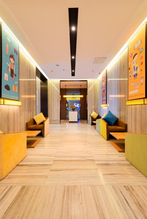 Iu Hotel Zhanjiang Haibin Avenue Xinhaimingchen Exteriör bild