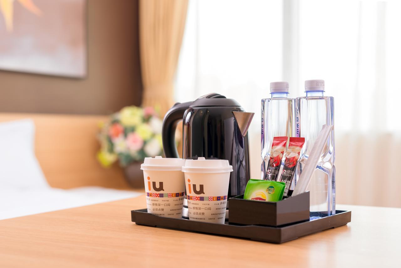 Iu Hotel Zhanjiang Haibin Avenue Xinhaimingchen Exteriör bild